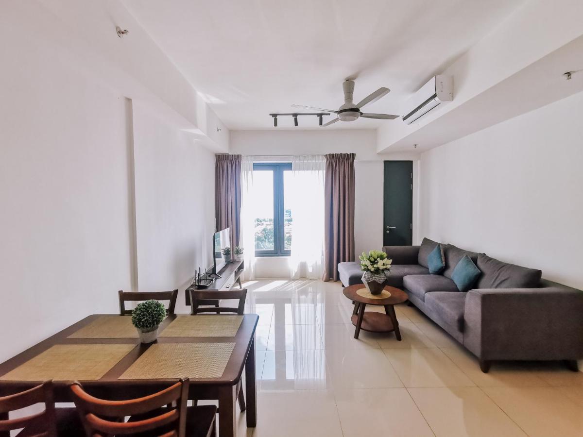 Tropicana 218 Macalister By Simply Penang Джордж Таун Екстериор снимка
