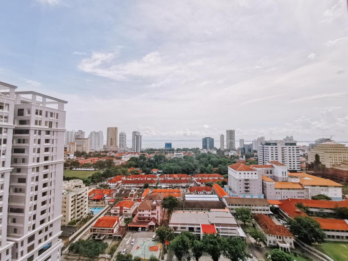 Tropicana 218 Macalister By Simply Penang Джордж Таун Екстериор снимка