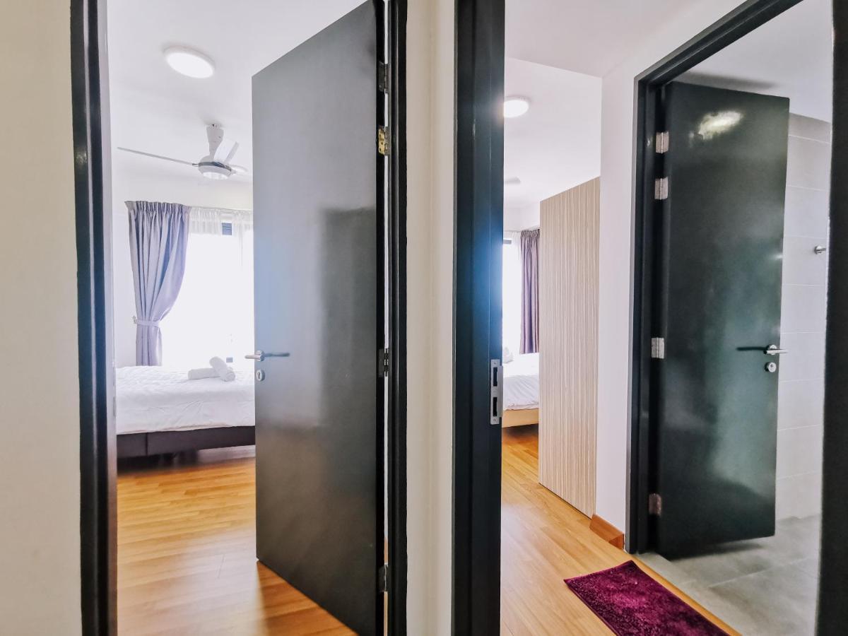 Tropicana 218 Macalister By Simply Penang Джордж Таун Екстериор снимка