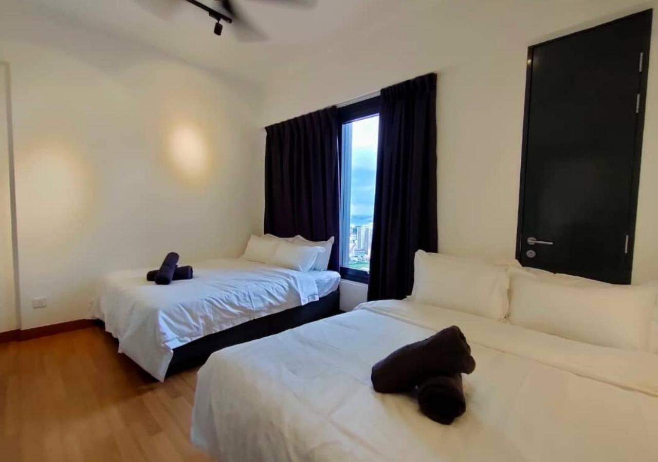 Tropicana 218 Macalister By Simply Penang Джордж Таун Екстериор снимка