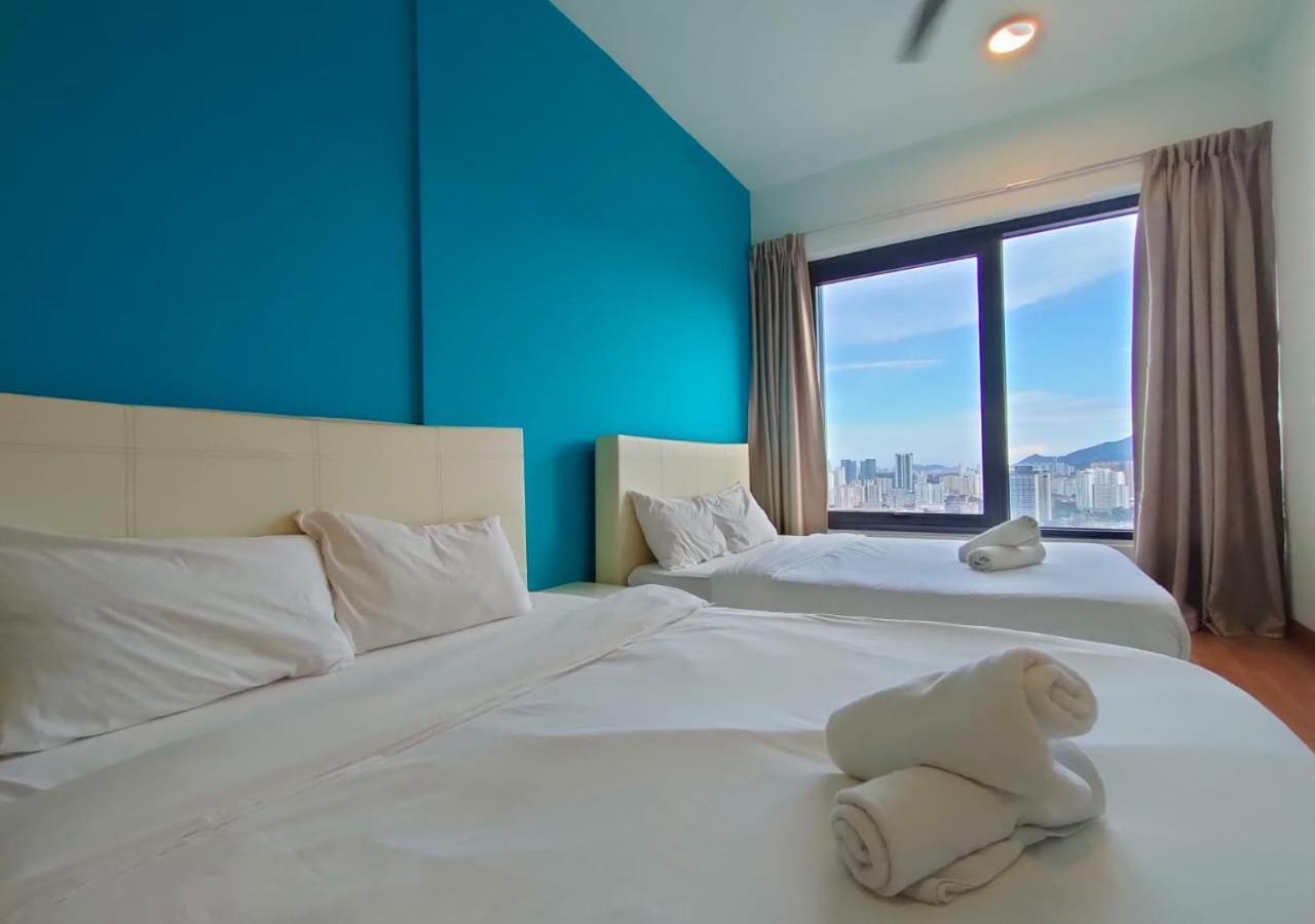 Tropicana 218 Macalister By Simply Penang Джордж Таун Екстериор снимка